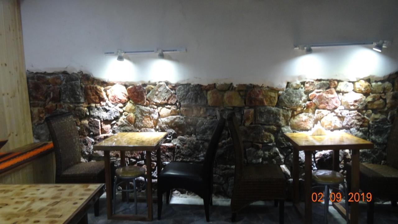 Ok. Bed & Breakfast Kutaisi Bagian luar foto