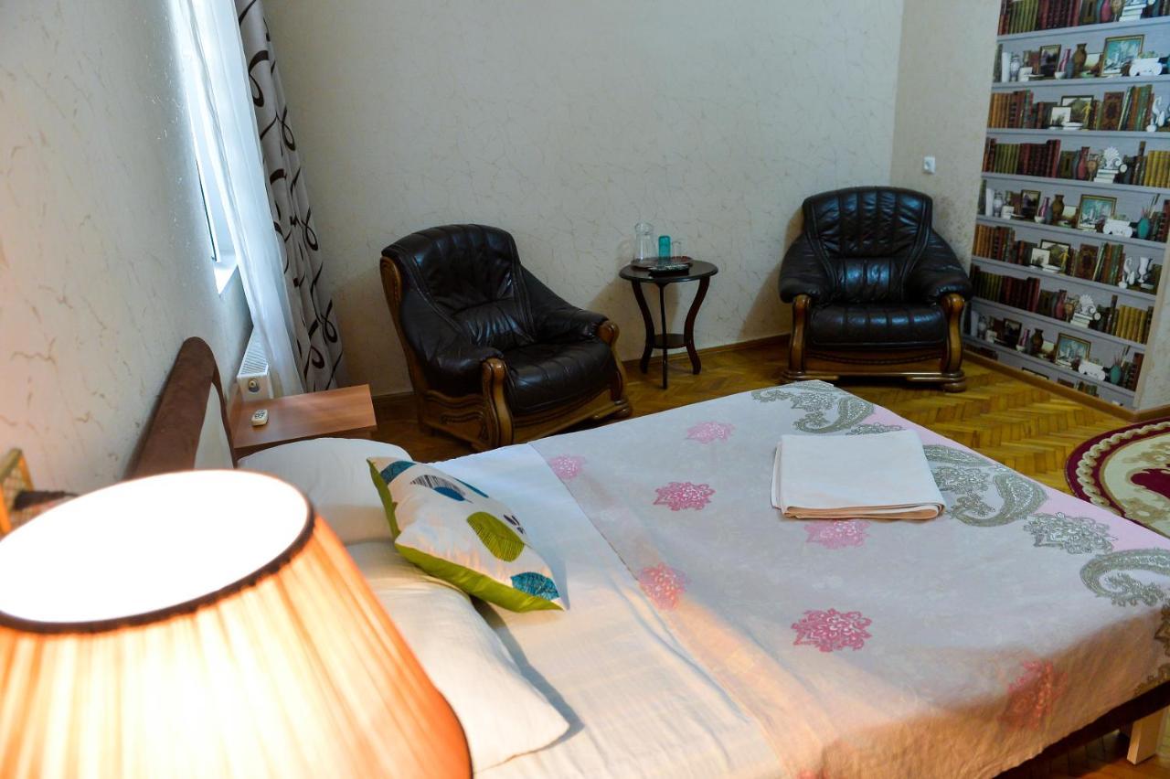 Ok. Bed & Breakfast Kutaisi Bagian luar foto